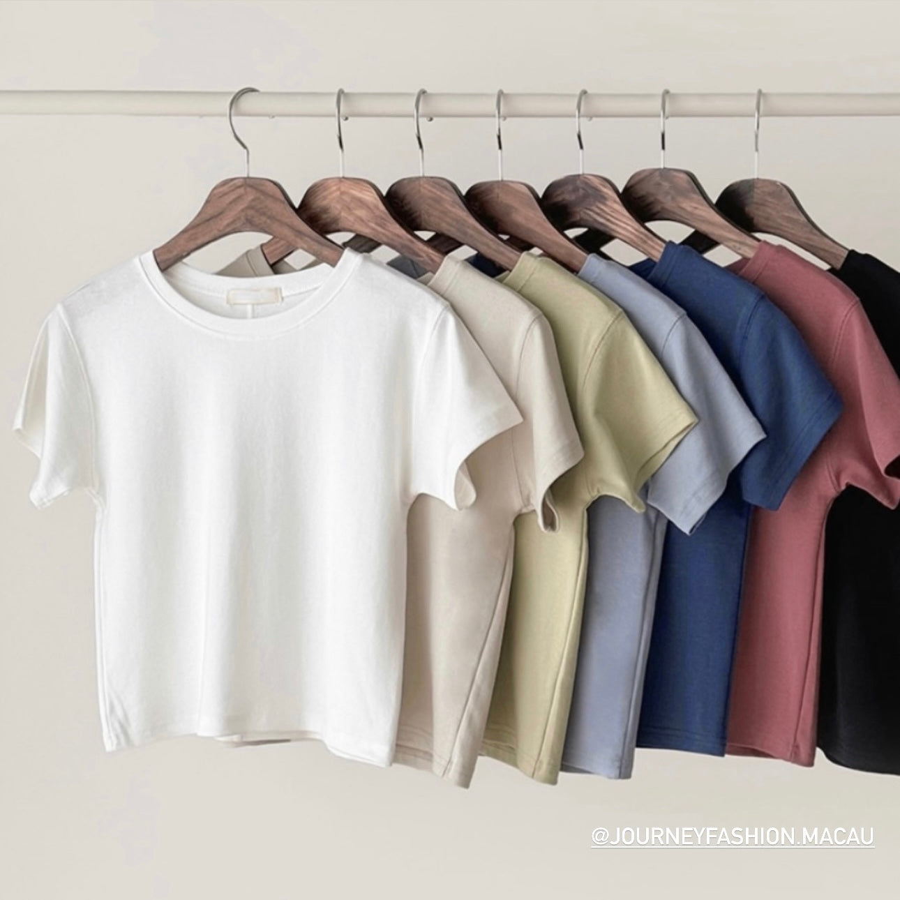 韓國丨SEMI-CROP TEE