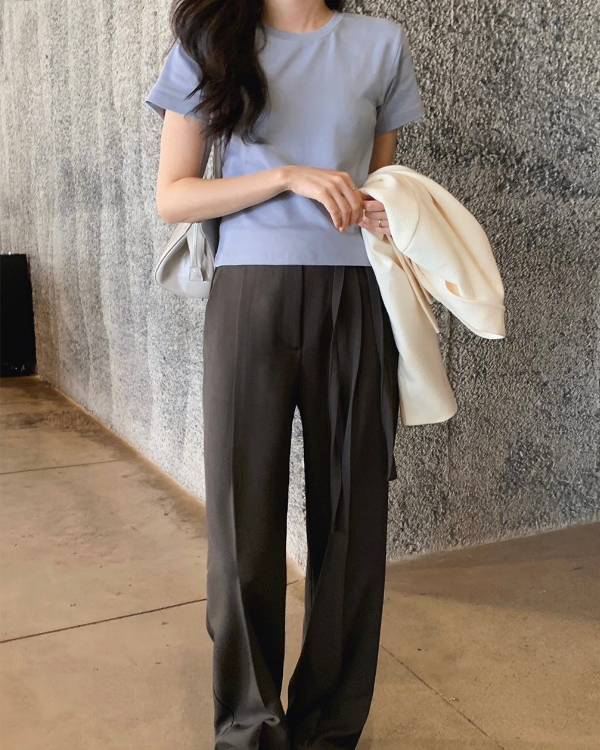 韓國丨SEMI-CROP TEE