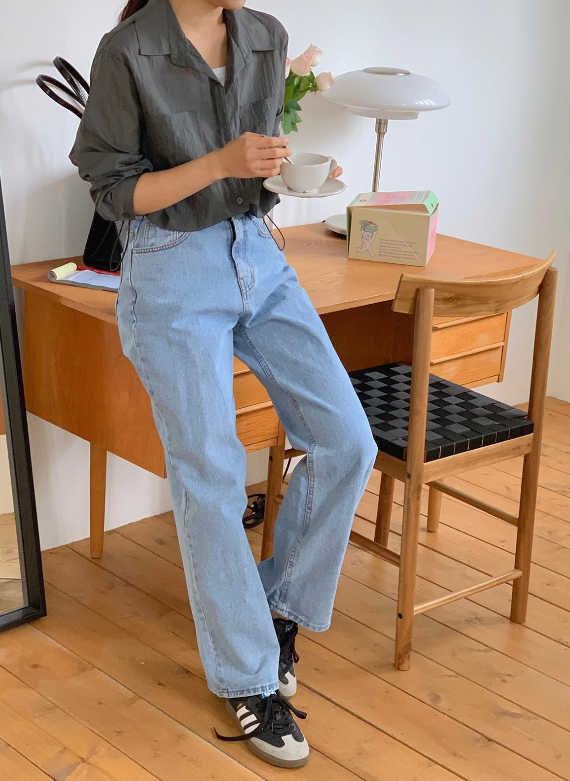 韓國丨V-NECK COLLAR SHIRT