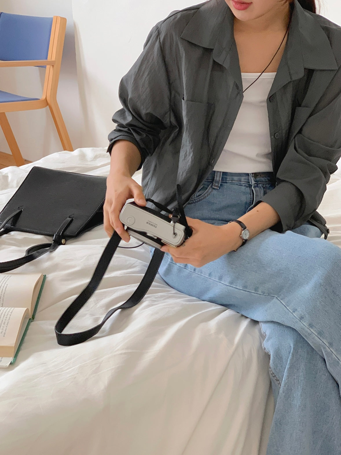 韓國丨V-NECK COLLAR SHIRT