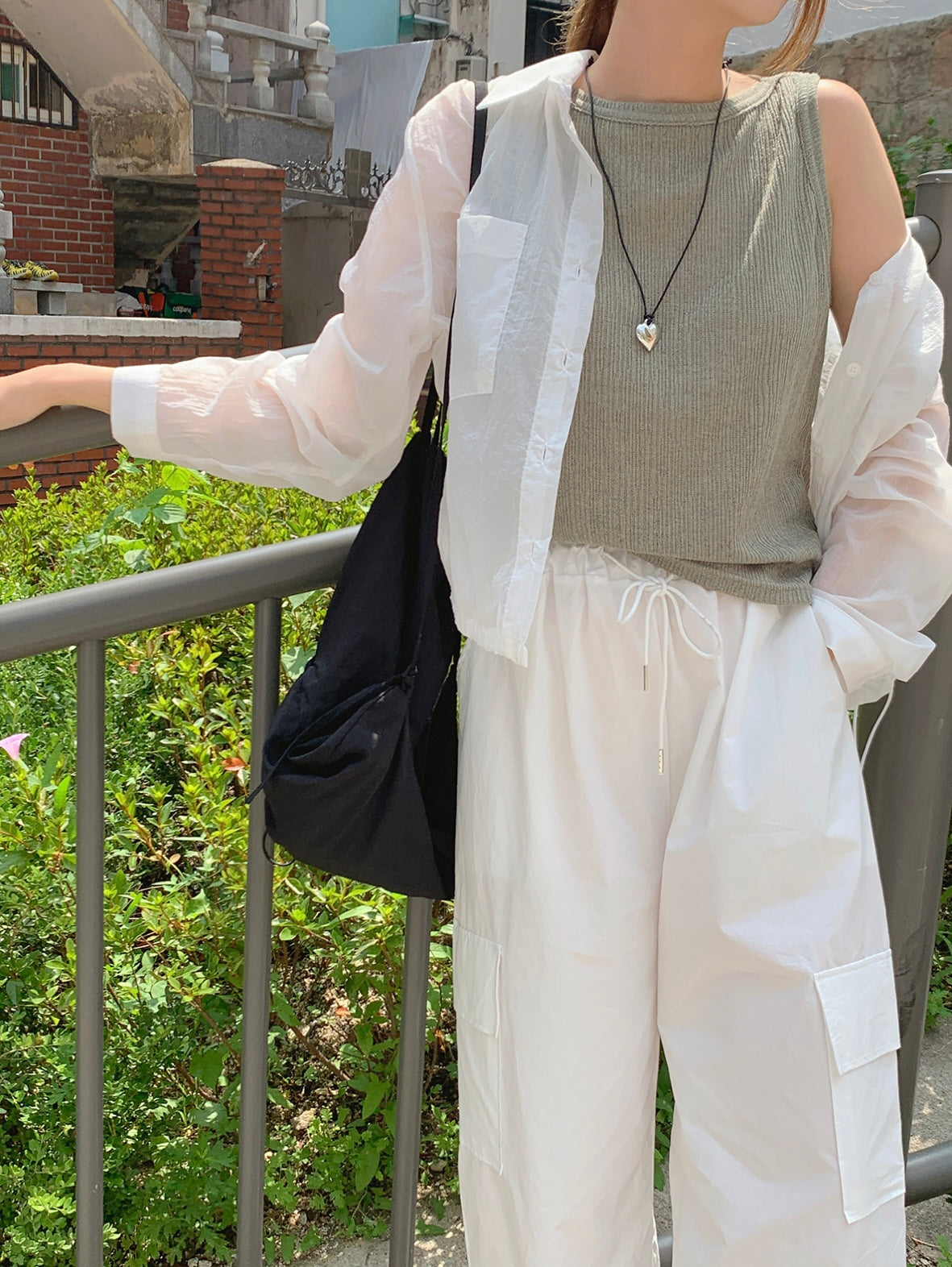 韓國丨V-NECK COLLAR SHIRT