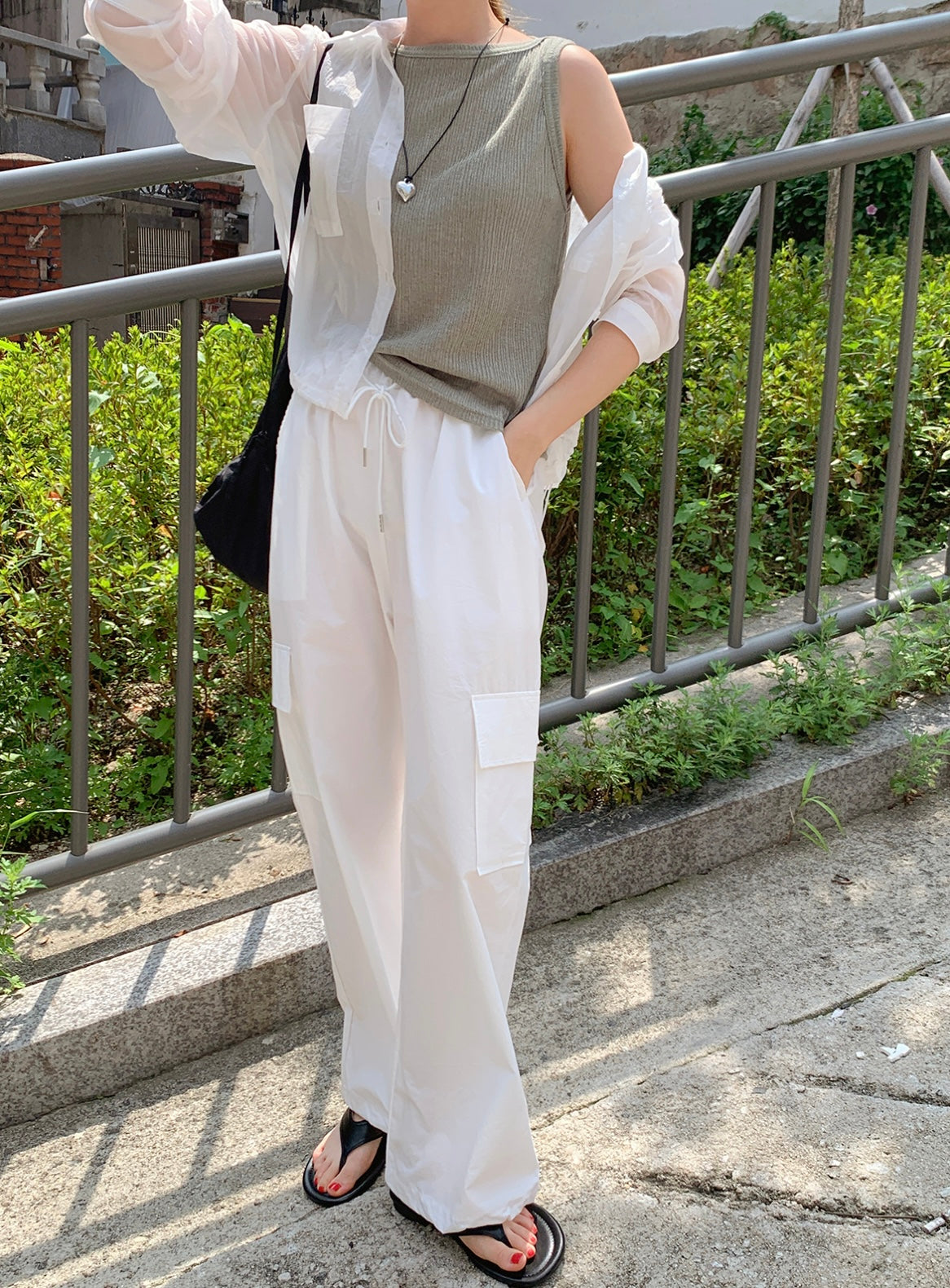 韓國丨V-NECK COLLAR SHIRT