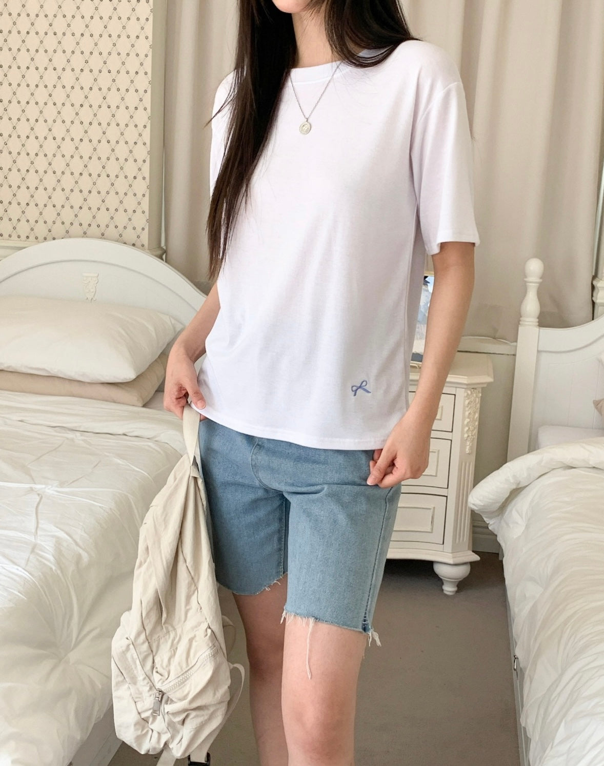 韓國丨蝴蝶結刺繡TEE