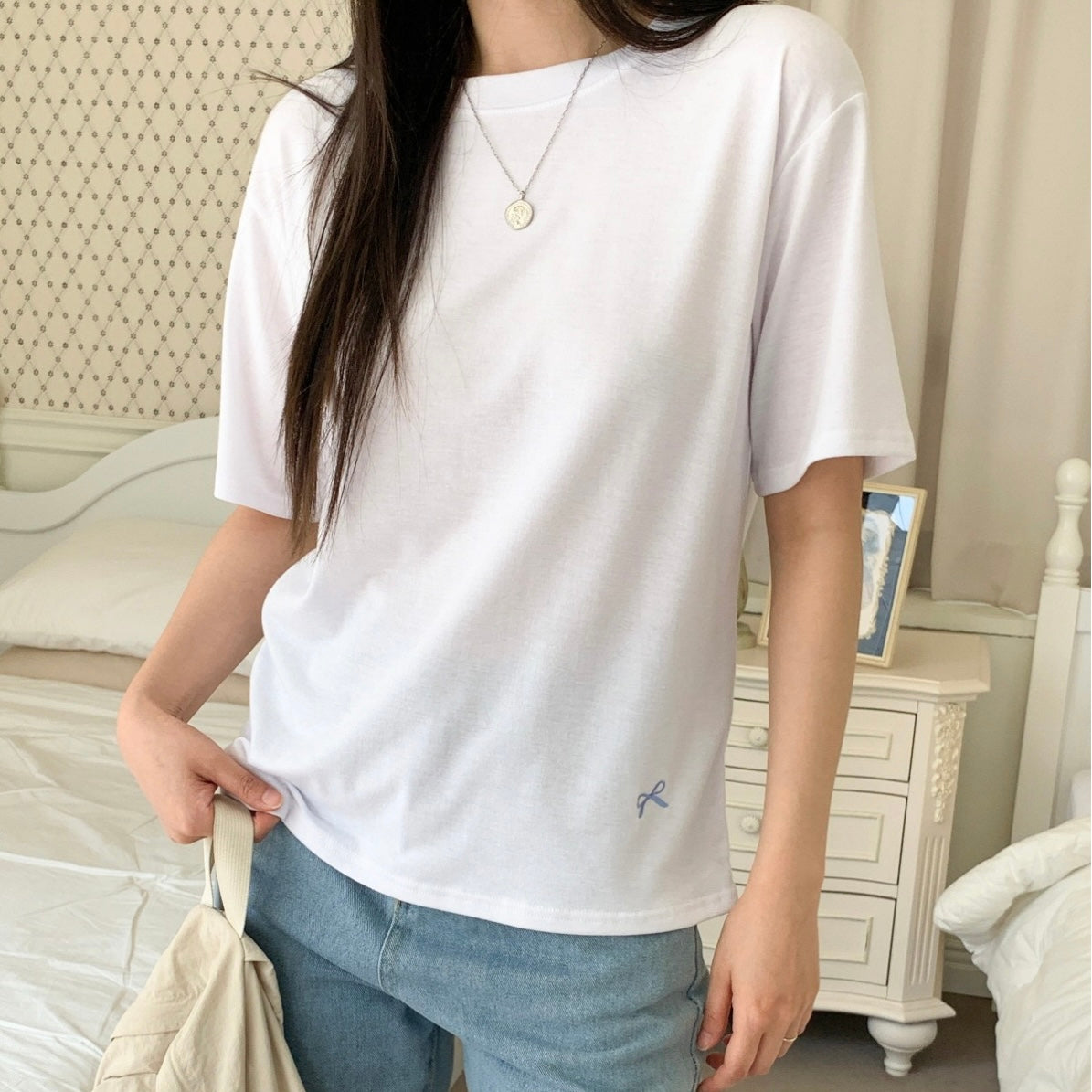 韓國丨蝴蝶結刺繡TEE