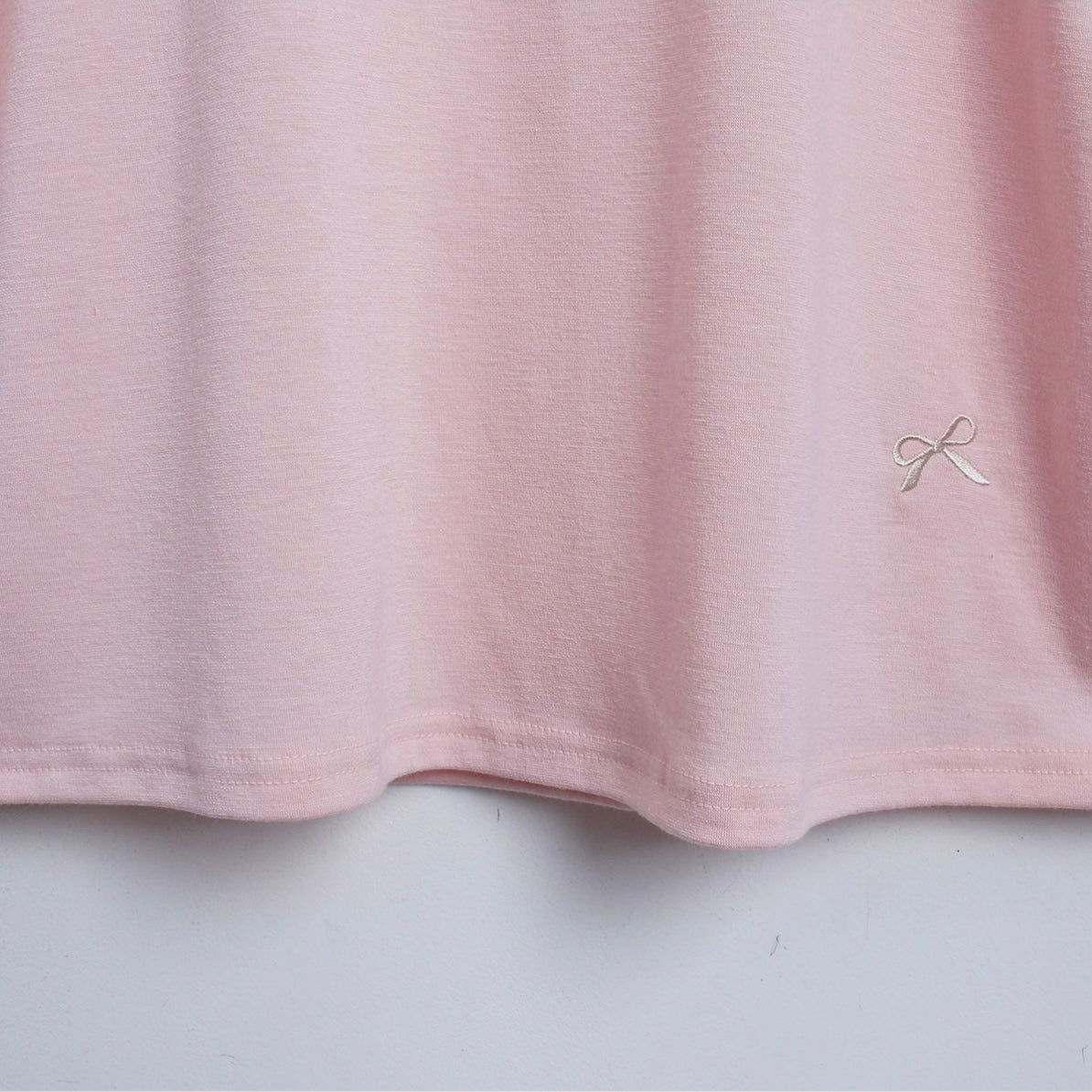 韓國丨蝴蝶結刺繡TEE