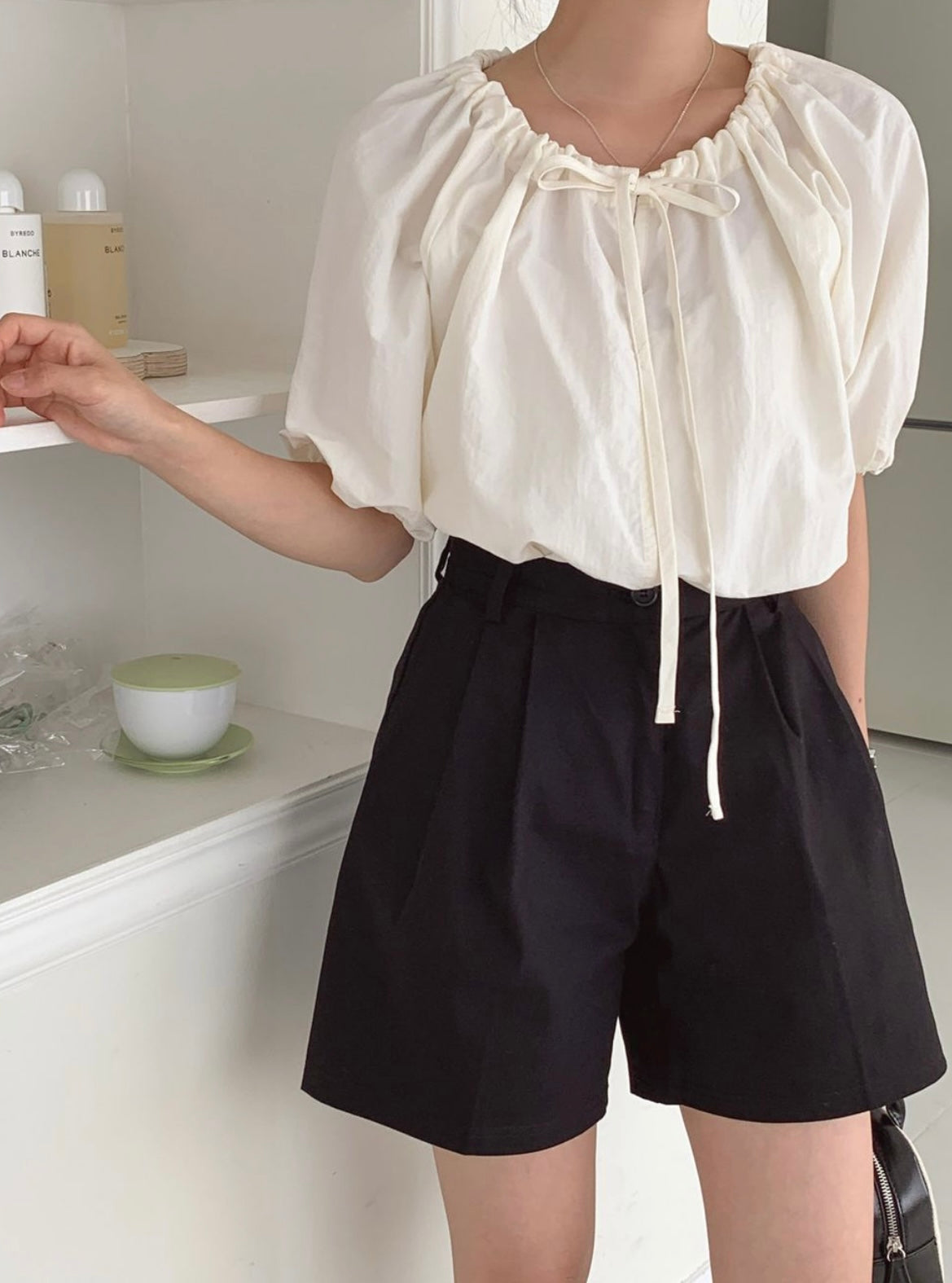 韓國丨PUFF STRING BLOUSE